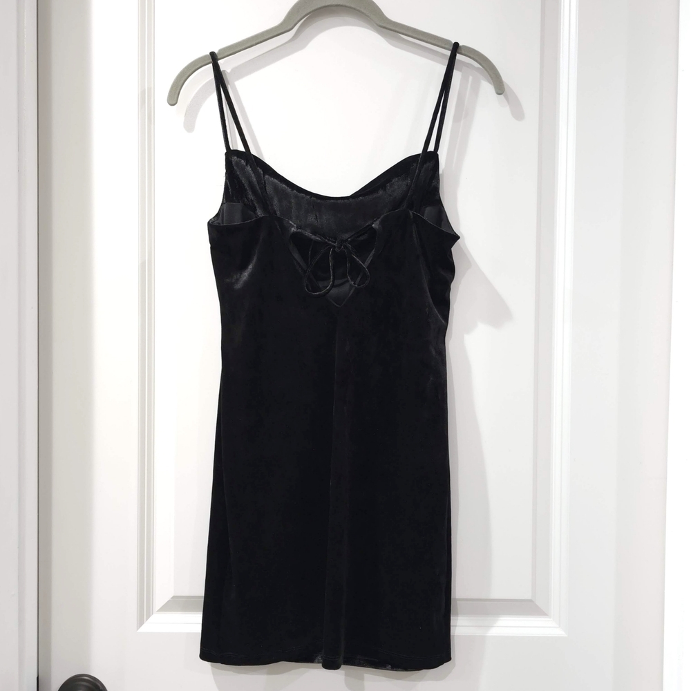 Topshop Black Velvet Cowl Neck Mini Dress, Effortless Evening Chic, Size 2 - Picture 7 of 11